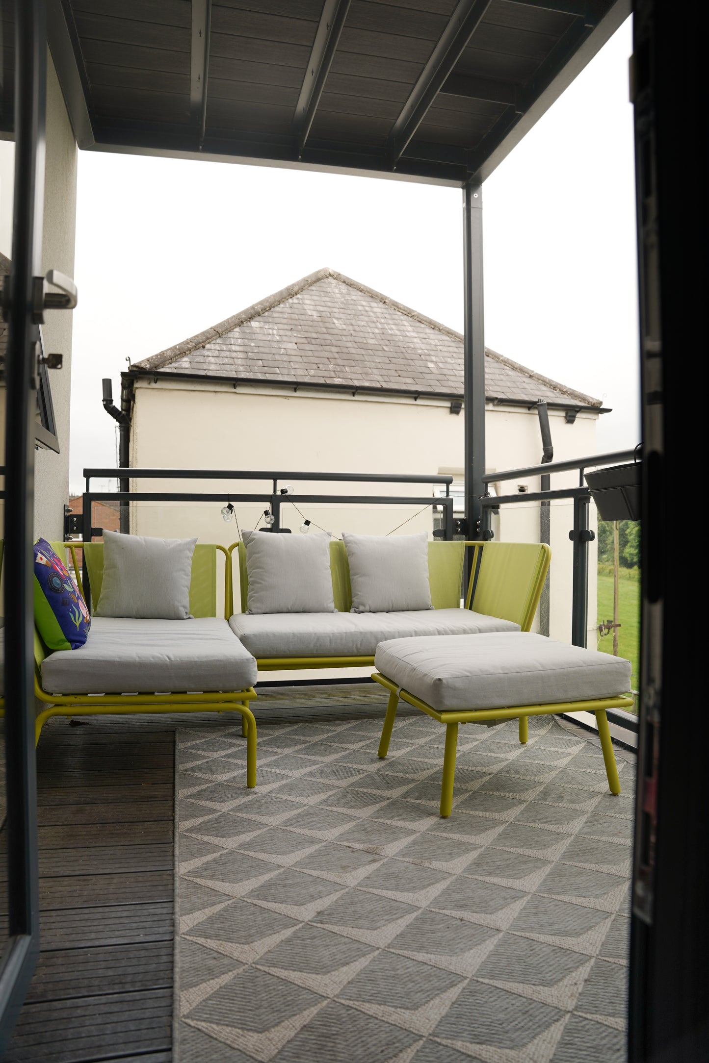 35 Edmunds Vale 2 Bed 2 Bath ｜全新装修现代河景公寓｜两居两卫｜步行可达杜伦大学商学院