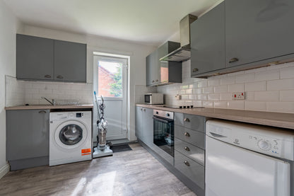 3 St. Giles Close, Durham, Ex - Bills