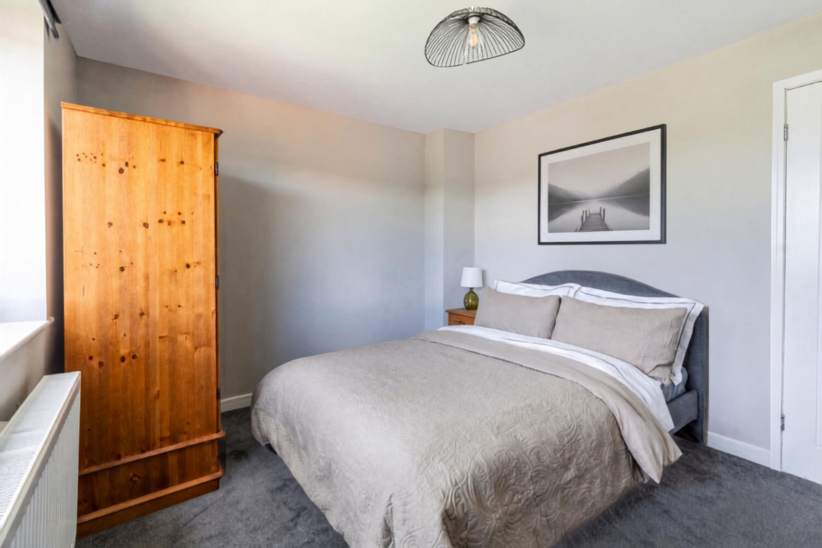 32 Wearside Drive, Durham, 2 bed 2 bath, Excluding Bills