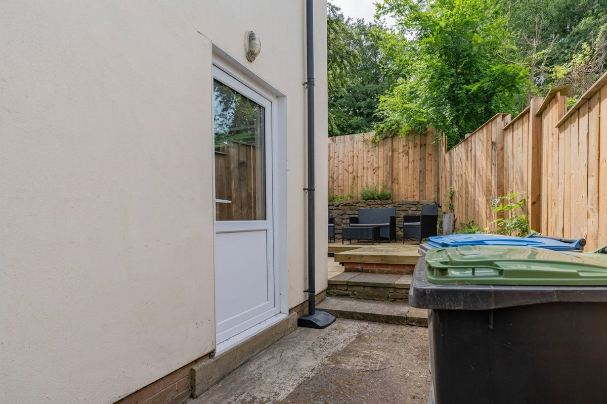 164a Gilesgate, Durham - Ex - Bills