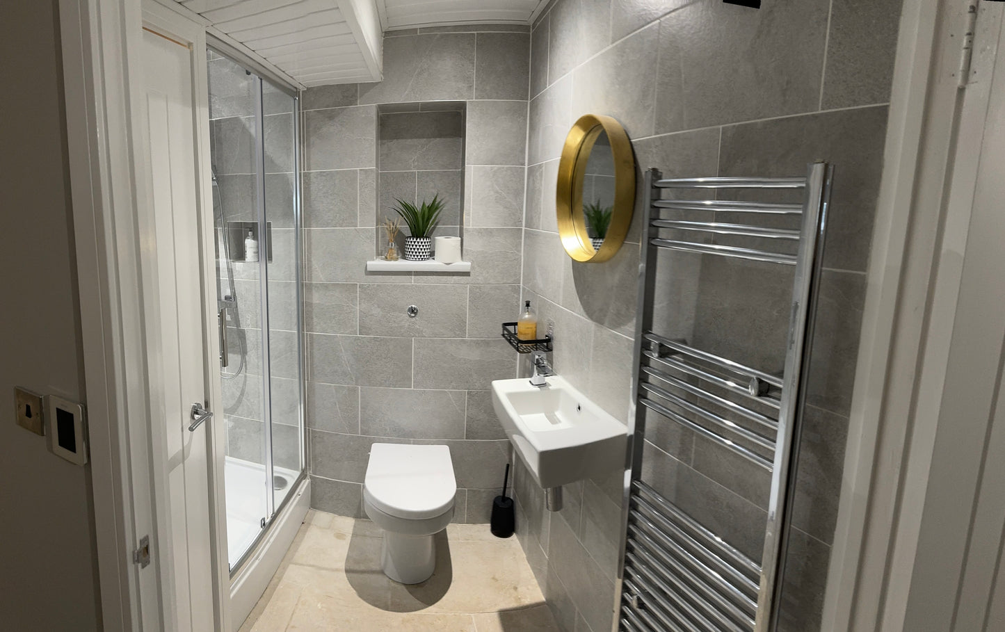 4 The Cathedrals, Durham