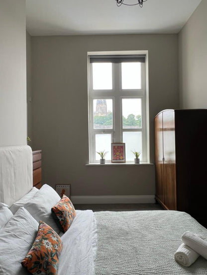 6 The Cathedrals, Durham 宽敞现代的两居两卫公寓